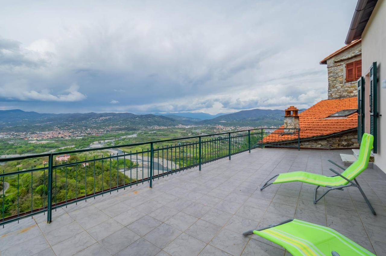 Comfy & Roomy Apt - View On The Ligurian Hills! Vezzano Ligure Extérieur photo